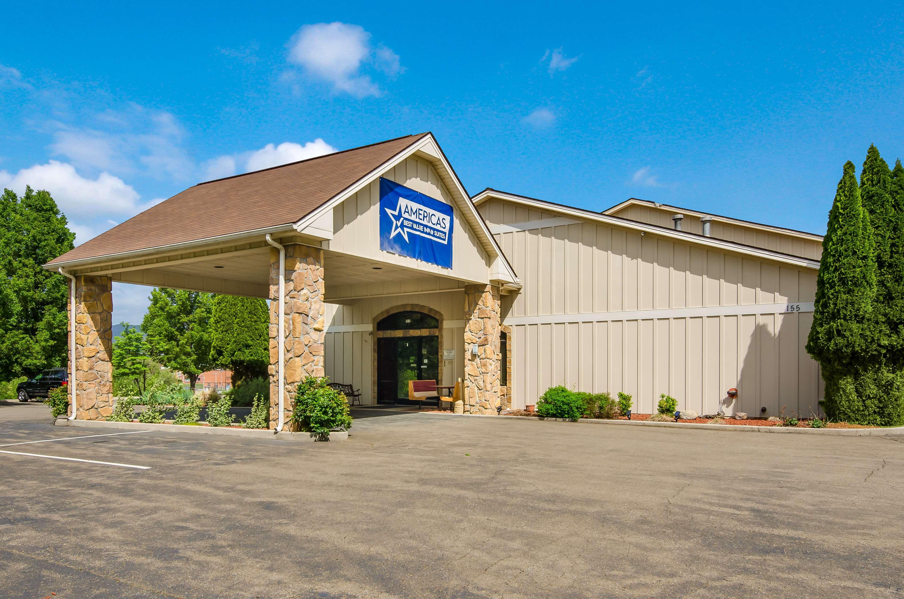 Americas Best Value Inn & Suites Independence Va Eksteriør bilde