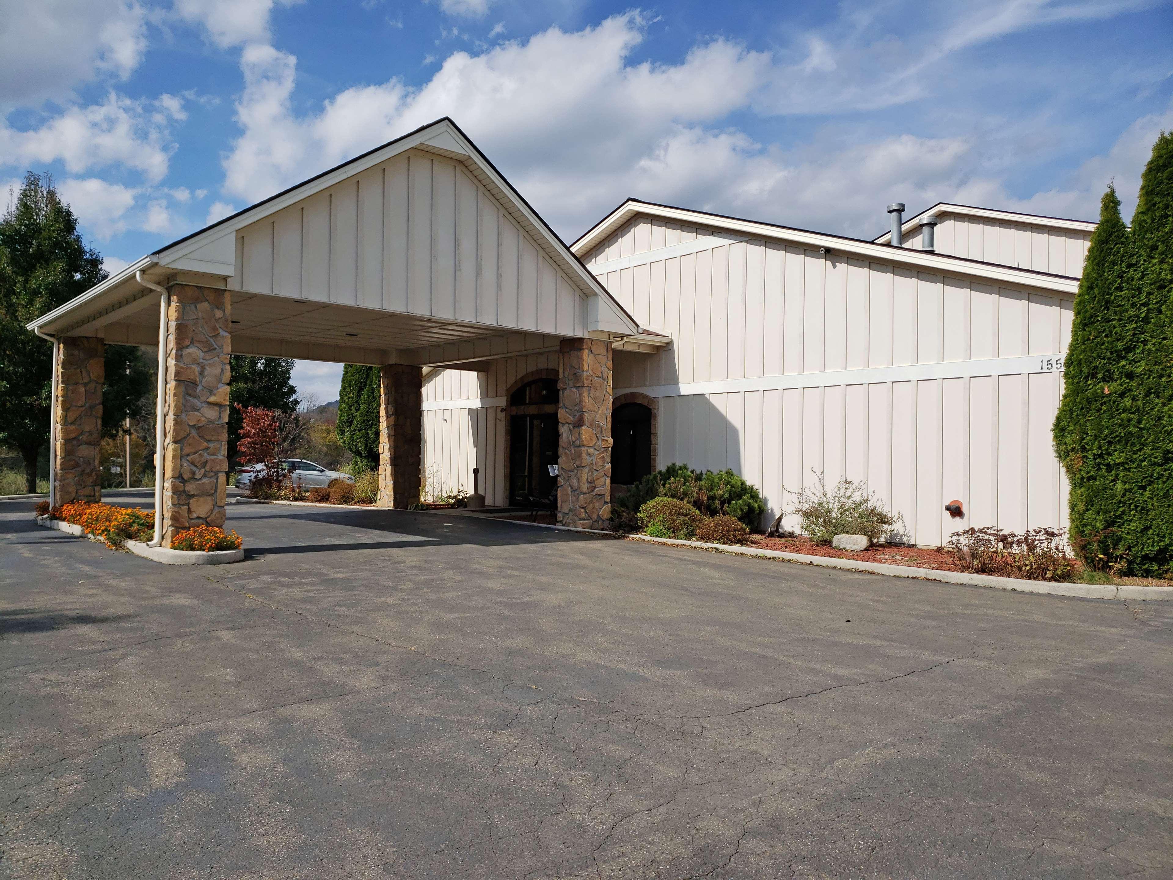 Americas Best Value Inn & Suites Independence Va Eksteriør bilde